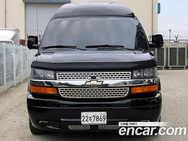 Chevrolet Express Van 2015 — фото 1