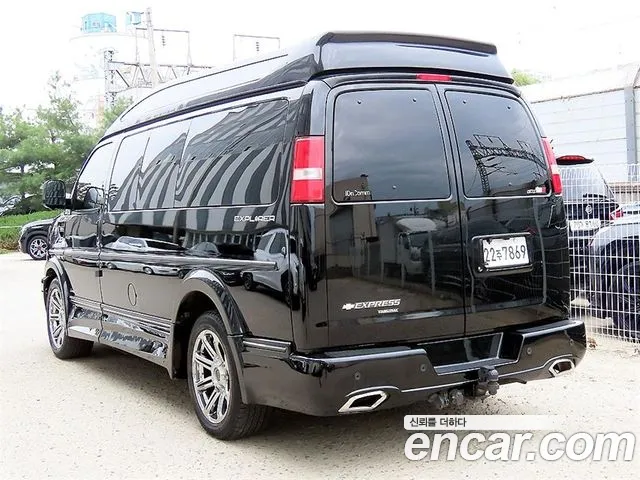 Chevrolet Express Van 2015 — фото 3