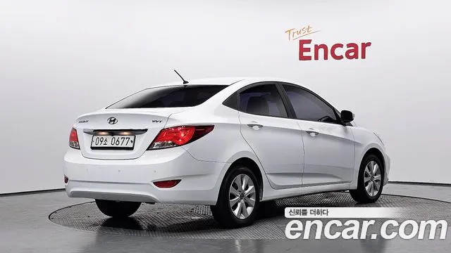 Hyundai Accent 2016 — фото 1