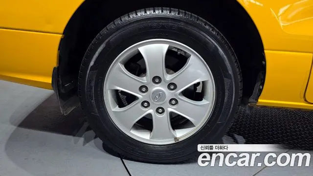 Hyundai Starex 2015 — фото 5