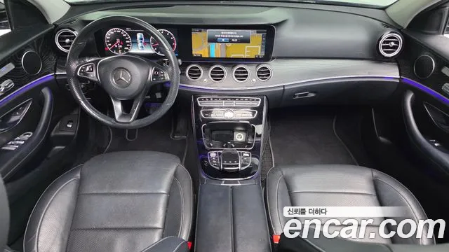 Mercedes-Benz E-Class 2017 — фото 7