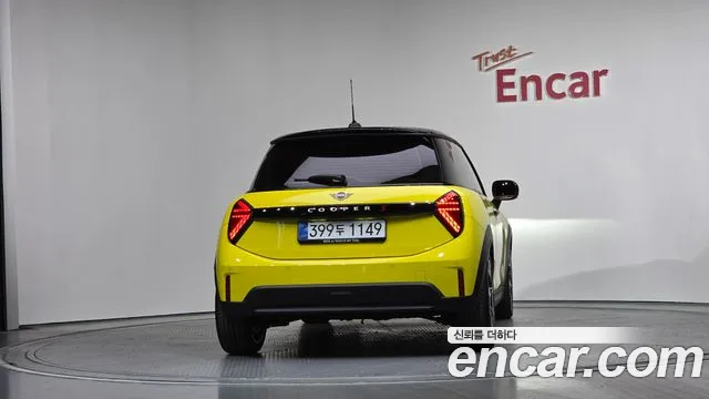 Mini Cooper 2026 — фото 4