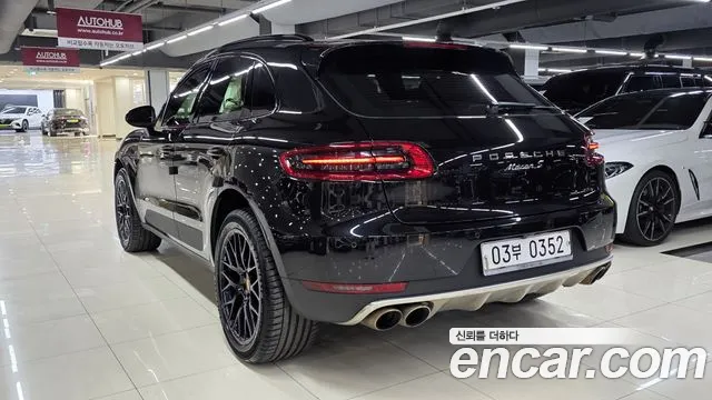 Porsche Macan 2017 — фото 7