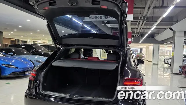 Porsche Macan 2017 — фото 9