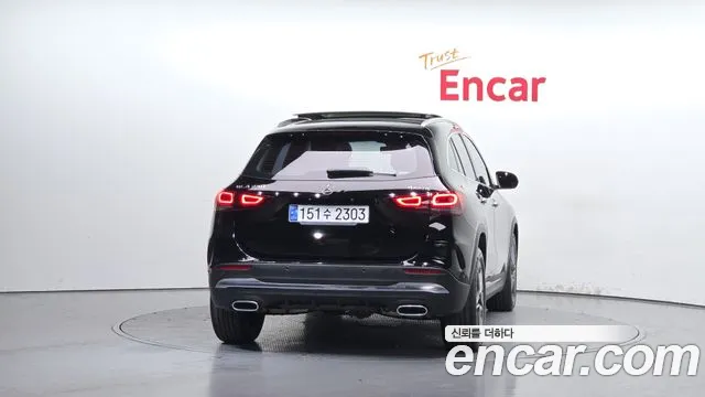 Mercedes-Benz GLA-Class 2021 — фото 4