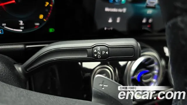 Mercedes-Benz GLA-Class 2021 — фото 12