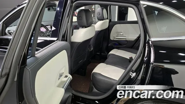 Mercedes-Benz GLA-Class 2021 — фото 17
