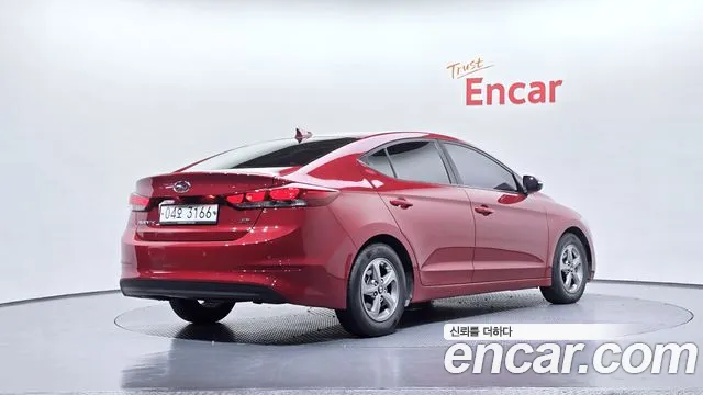 Hyundai AVANTE 2017 — фото 2