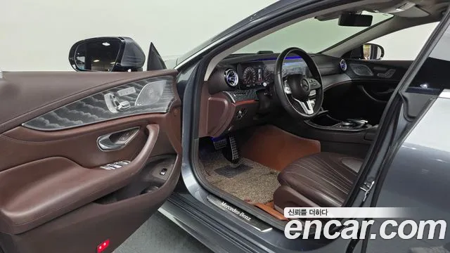 Mercedes-Benz CLS-Class 2020 — фото 10