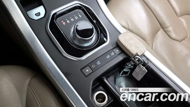 Land Rover Range Rover Evoque 2015 — фото 9