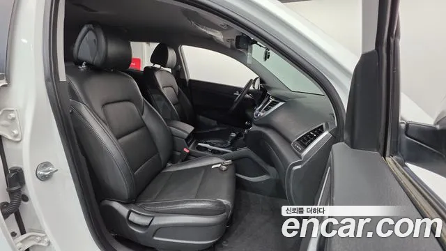 Hyundai Tucson 2017 — фото 10