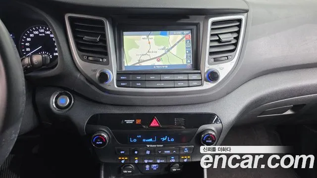 Hyundai Tucson 2017 — фото 15