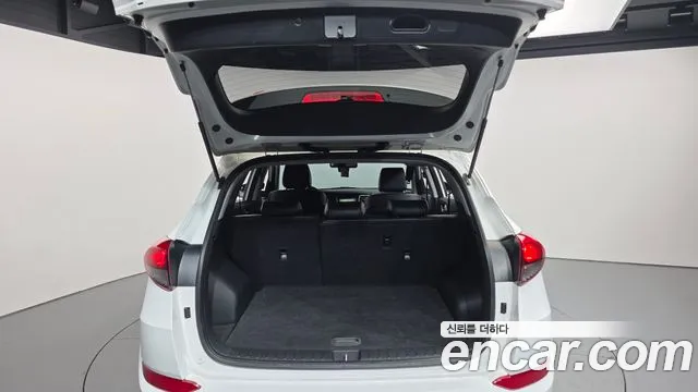Hyundai Tucson 2017 — фото 20