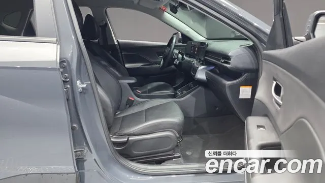 Hyundai Kona 2023 — фото 16