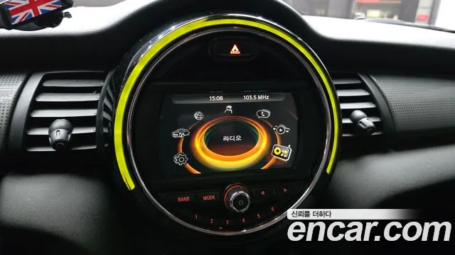 Mini Cooper 2017 — фото 14
