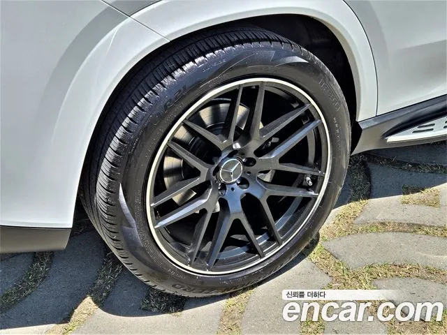 Mercedes-Benz GLE-Class 2020 — фото 18