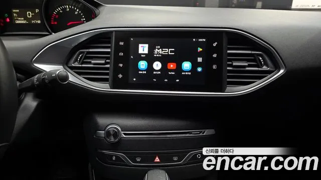 Peugeot 308 2015 — фото 15