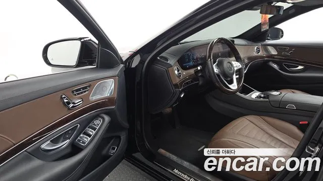 Mercedes-Benz S-Class 2018 — фото 13