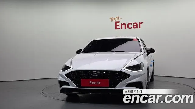 Hyundai Sonata 2022 — фото 3