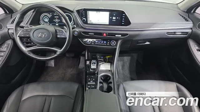 Hyundai Sonata 2022 — фото 10