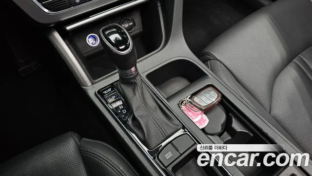 Hyundai Sonata 2015 — фото 12