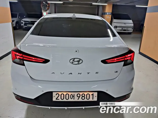 Hyundai AVANTE 2020 — фото 4