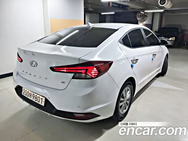 Hyundai AVANTE 2020 — фото 5