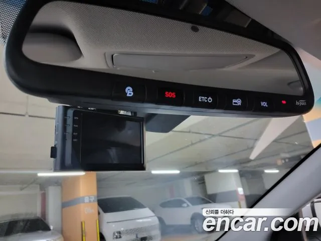 Hyundai AVANTE 2020 — фото 16