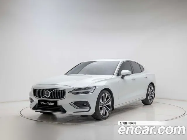 Volvo S60 2024 — фото 1