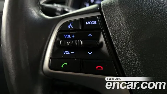Hyundai AVANTE 2016 — фото 18