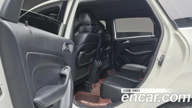 Mercedes-Benz B-Class 2018 — фото 17