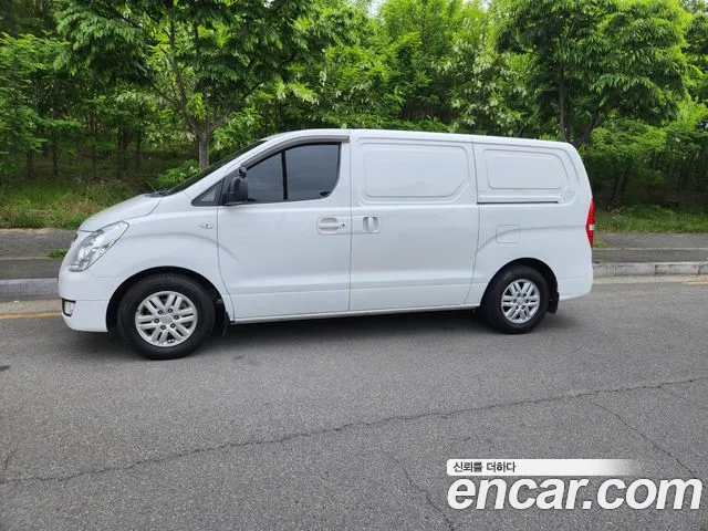 Hyundai Starex 2018 — фото 18