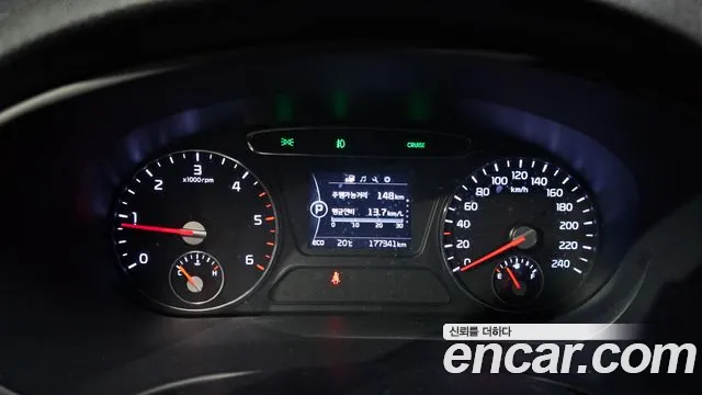 Kia Sorento 2015 — фото 11