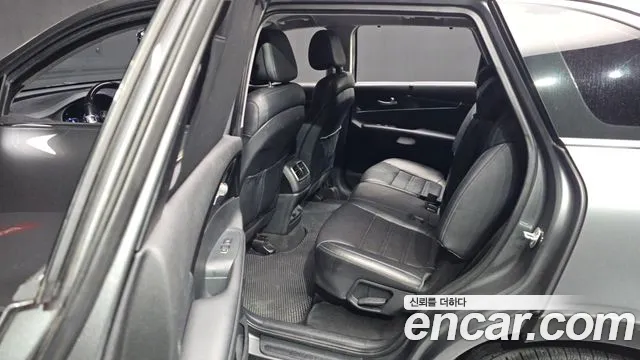 Kia Sorento 2015 — фото 19