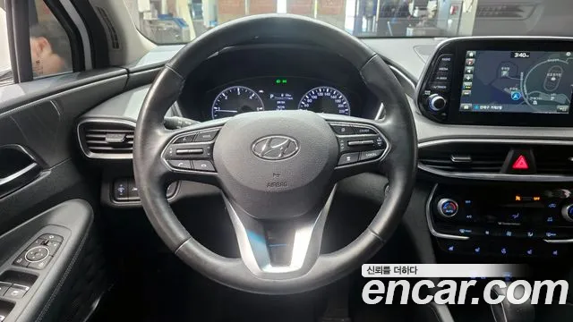 Hyundai Santafe 2019 — фото 19