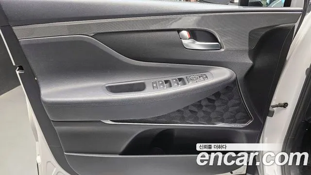 Hyundai Santafe 2019 — фото 14