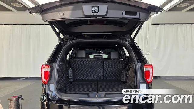 Ford Explorer 2016 — фото 20