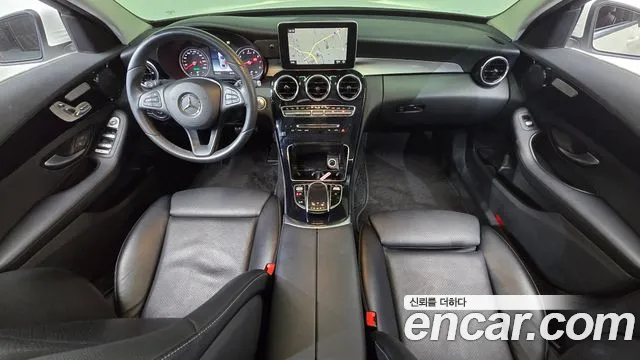 Mercedes-Benz C-Class 2018 — фото 10
