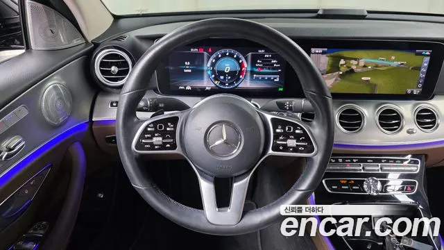 Mercedes-Benz E-Class 2020 — фото 14