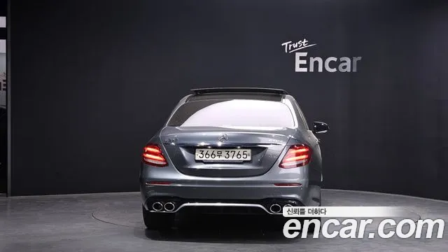 Mercedes-Benz E-Class 2019 — фото 4