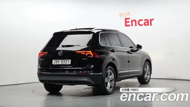 Volkswagen Tiguan 2018 — фото 2