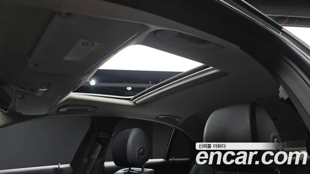 Mercedes-Benz E-Class 2017 — фото 15