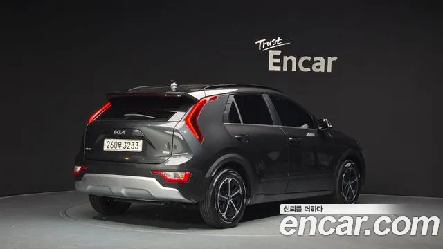 Kia Niro 2022 — фото 2