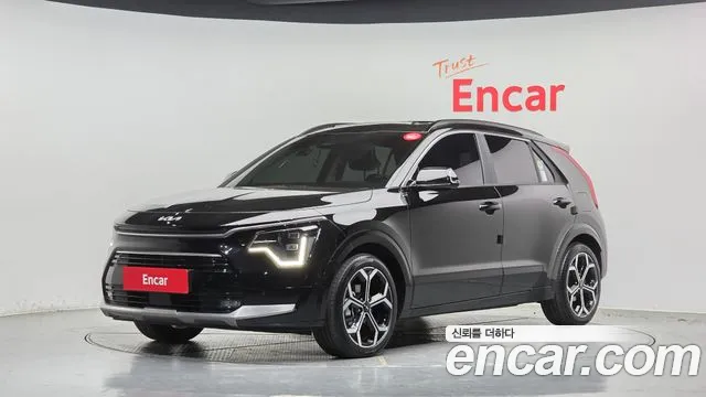 Kia Niro 2024 — фото 1