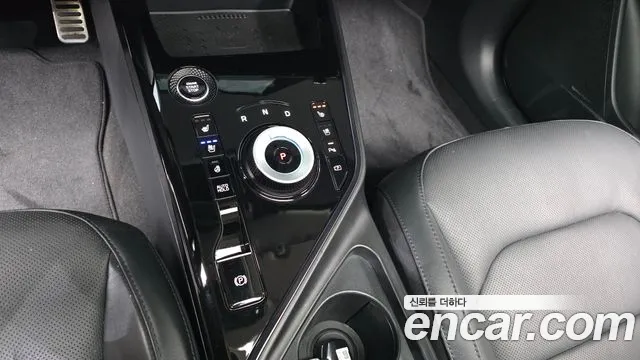 Kia Niro 2024 — фото 12