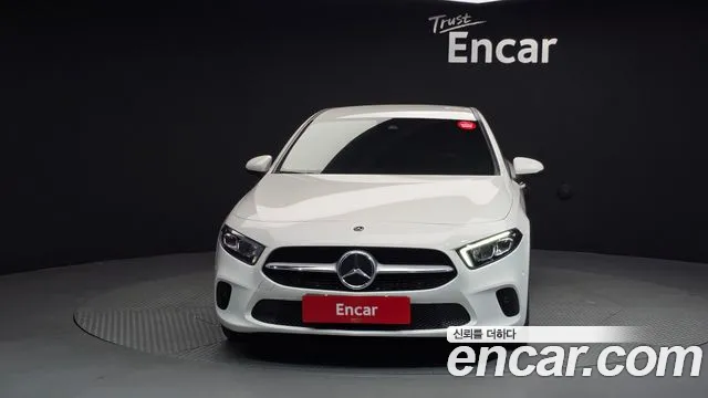 Mercedes-Benz A-Class 2022 — фото 3
