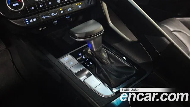 Hyundai AVANTE 2021 — фото 9