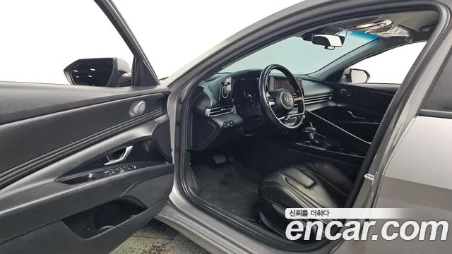 Hyundai AVANTE 2021 — фото 10