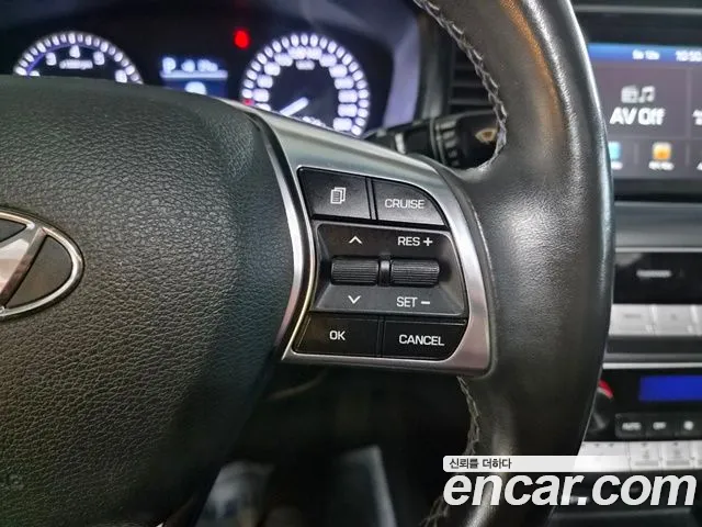 Hyundai Sonata 2018 — фото 19