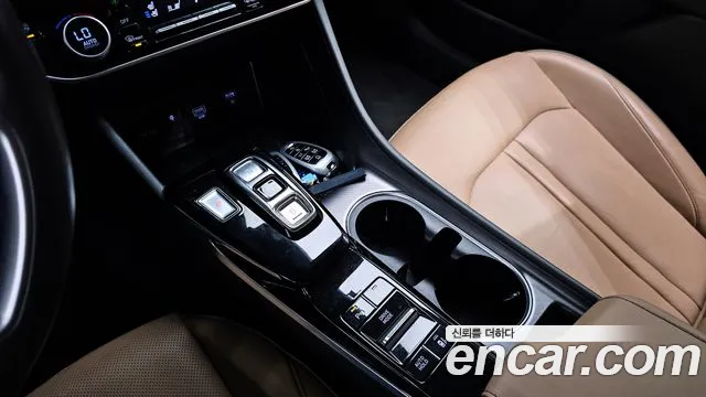 Hyundai Sonata 2021 — фото 12